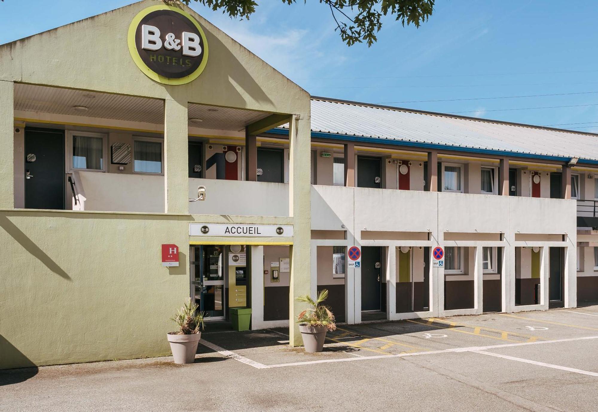 B&B HOTEL Lorient Lanester Exterior foto